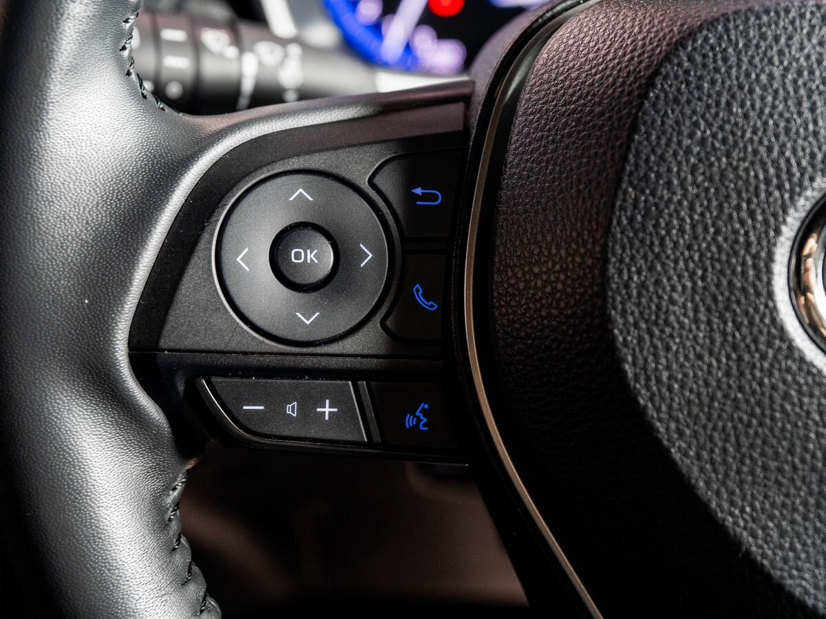 Toyota Corolla Cross 2022 - фото автомобиля