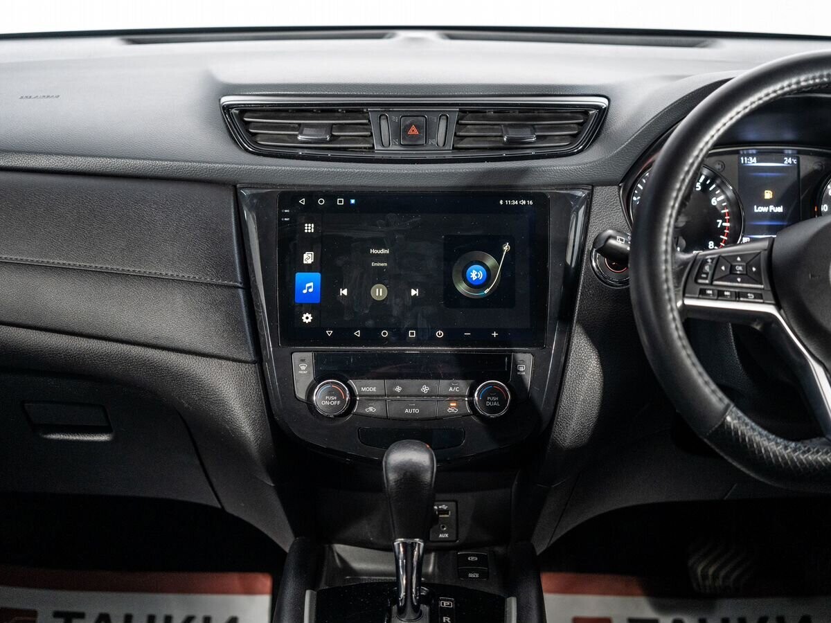 Nissan X-Trail 2017 - фото автомобиля