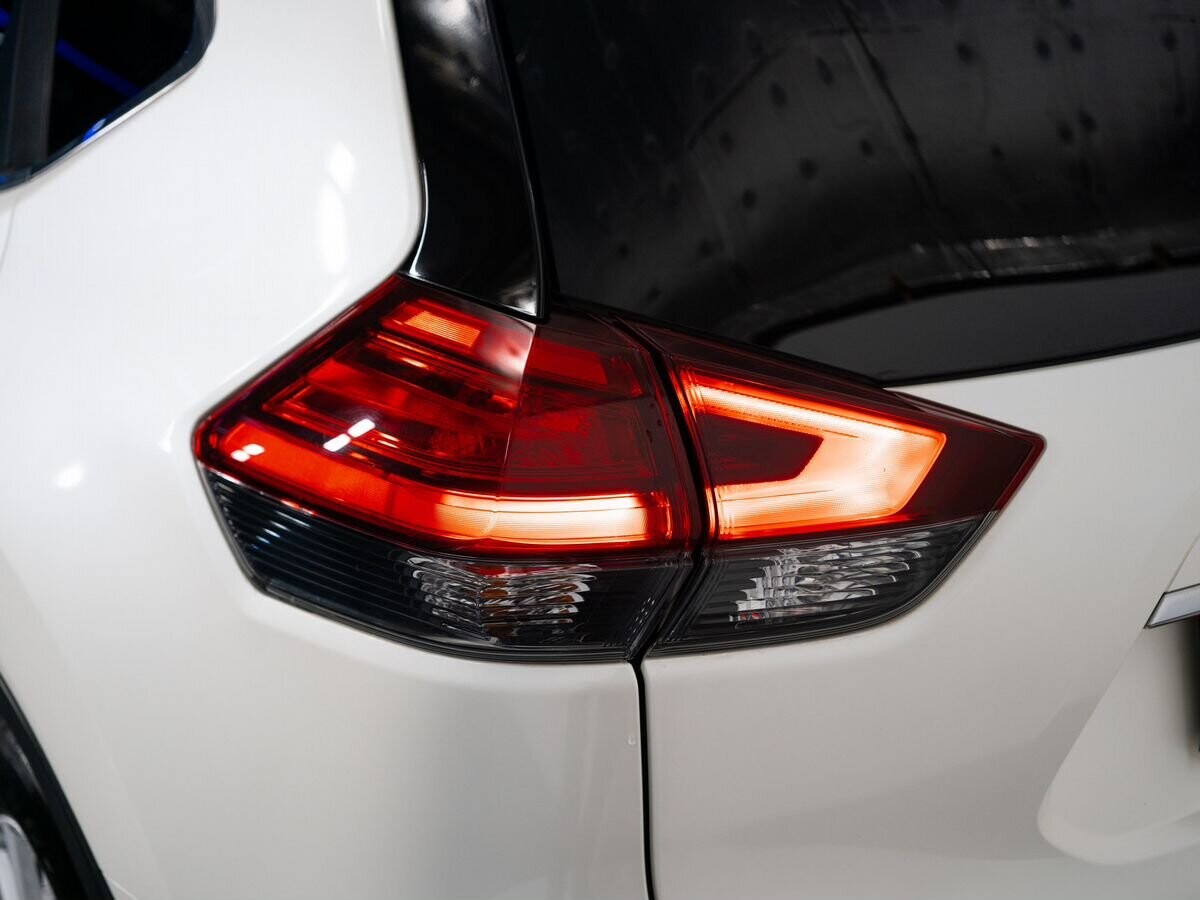 Nissan X-Trail 2017 - фото автомобиля