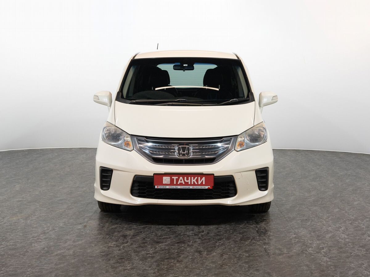 Honda Freed 2012 - фото автомобиля