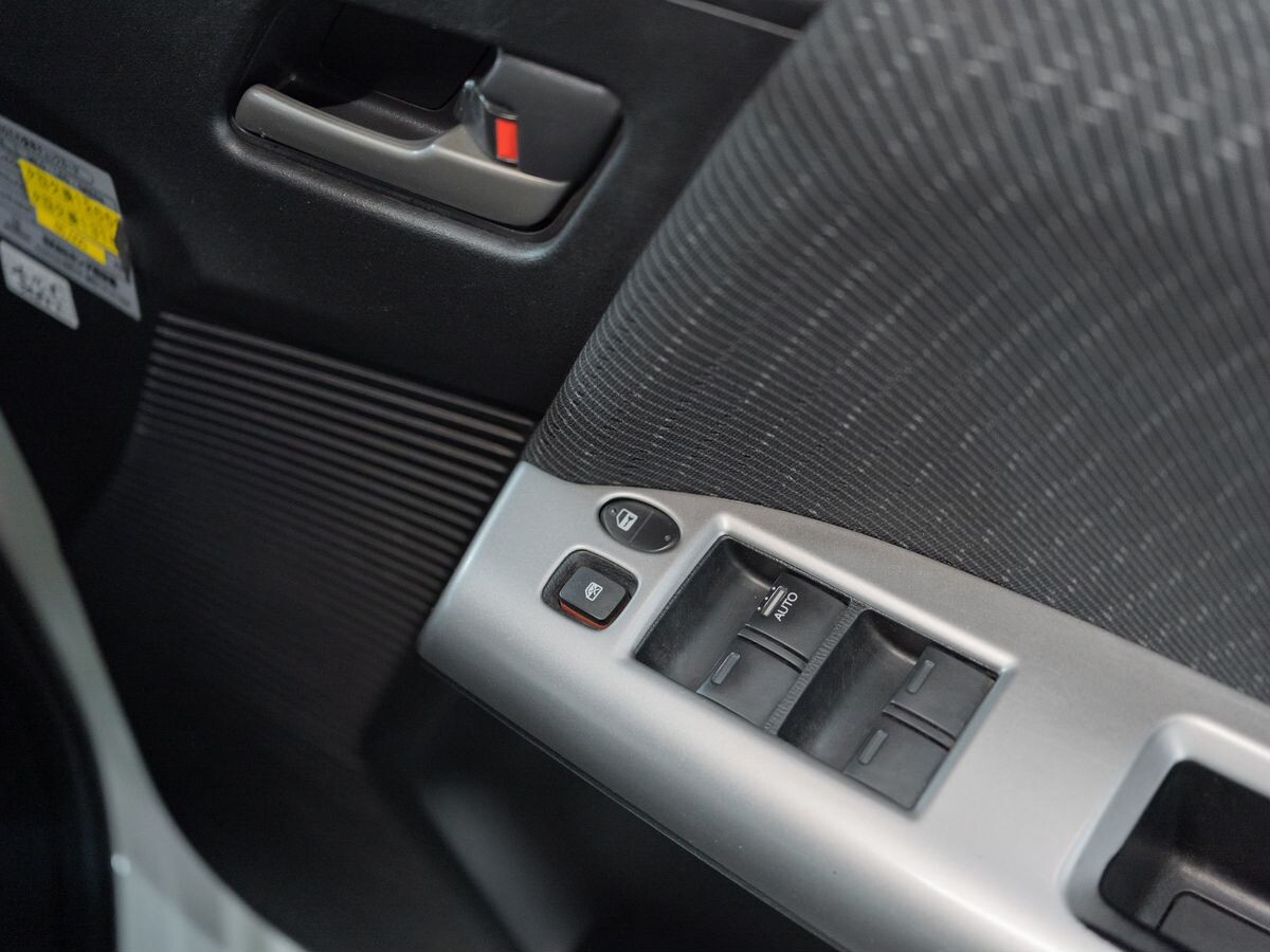 Honda Freed 2012 - фото автомобиля