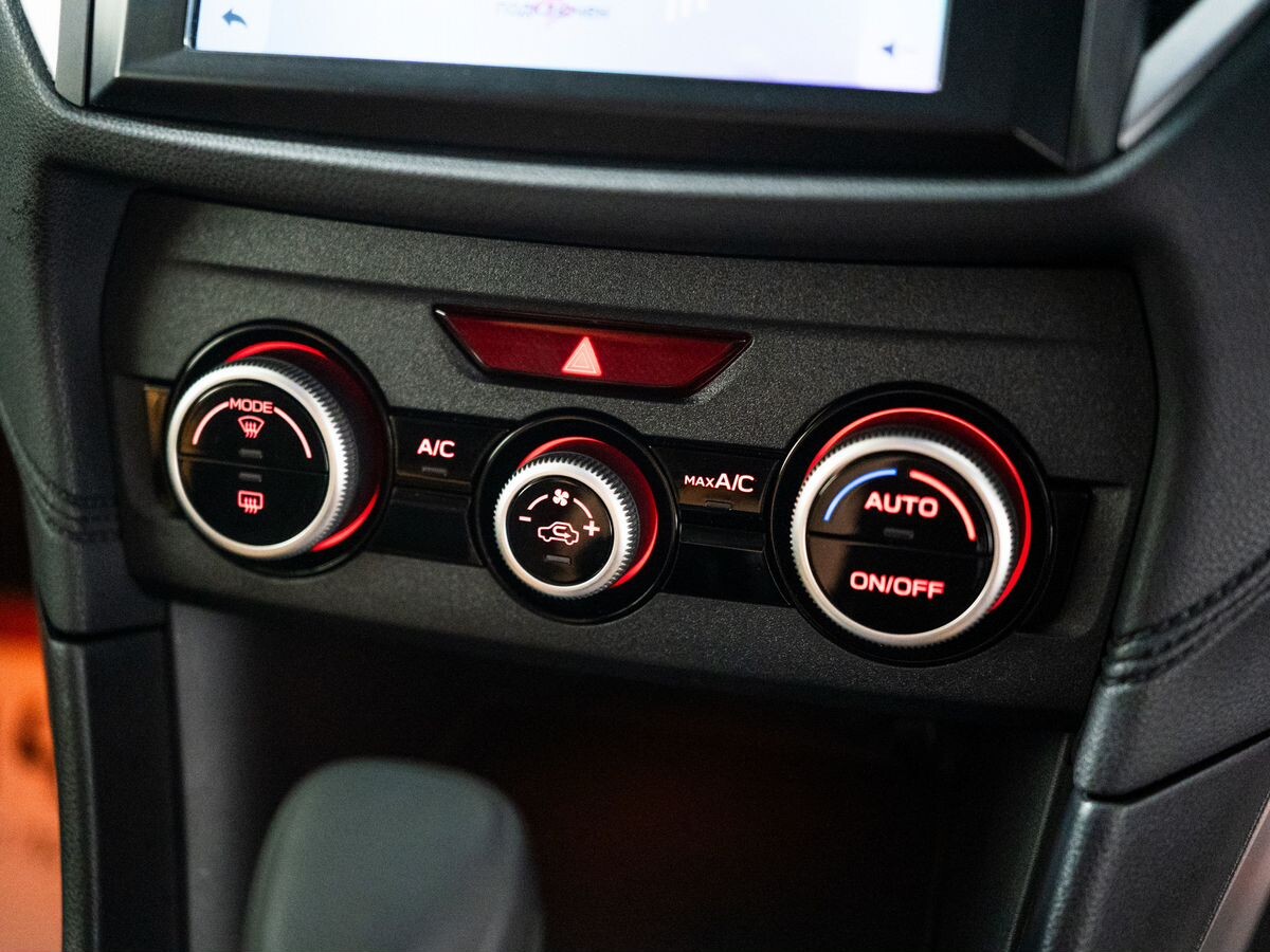 Subaru Impreza 2021 - фото автомобиля