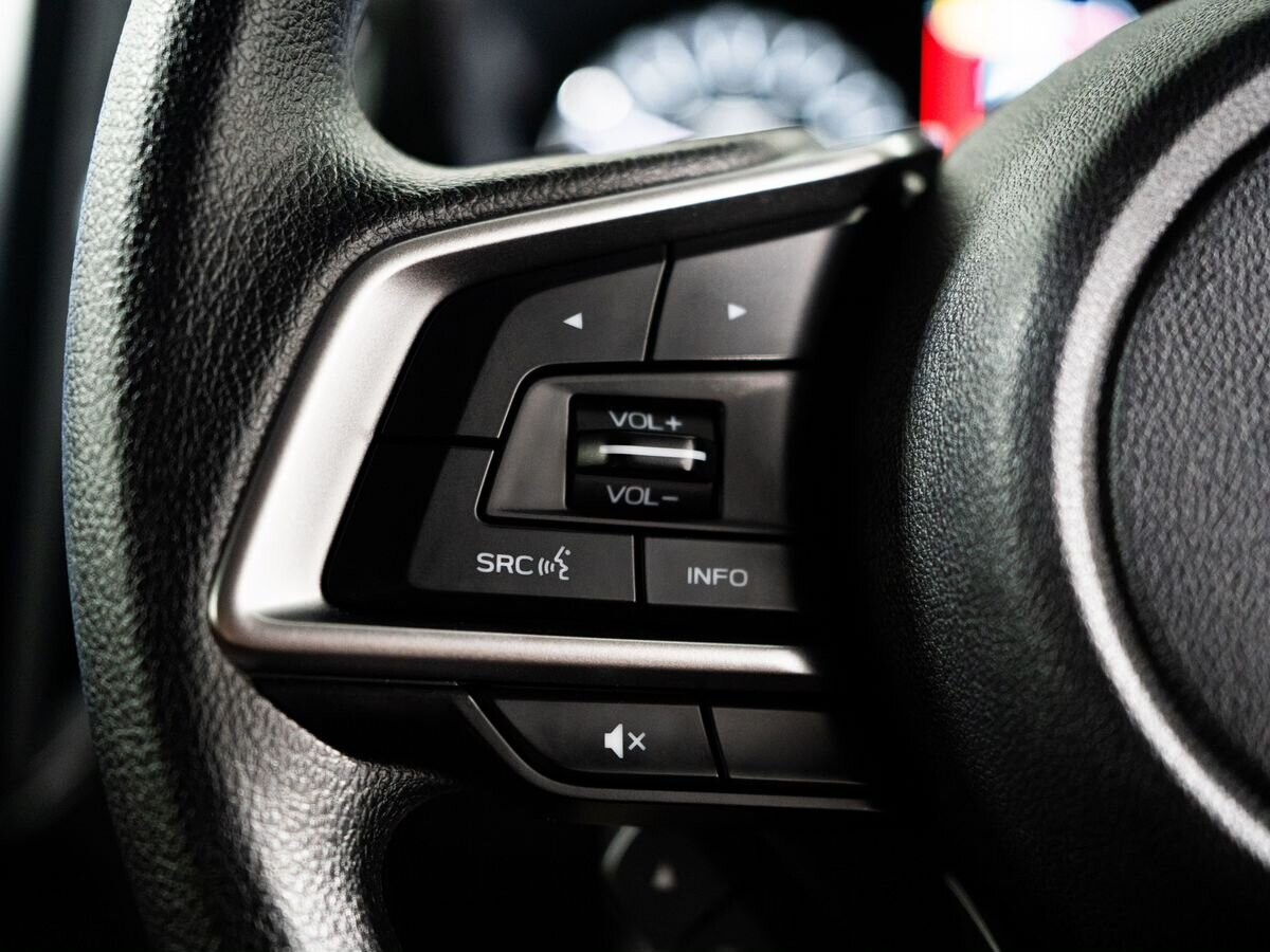 Subaru Impreza 2021 - фото автомобиля
