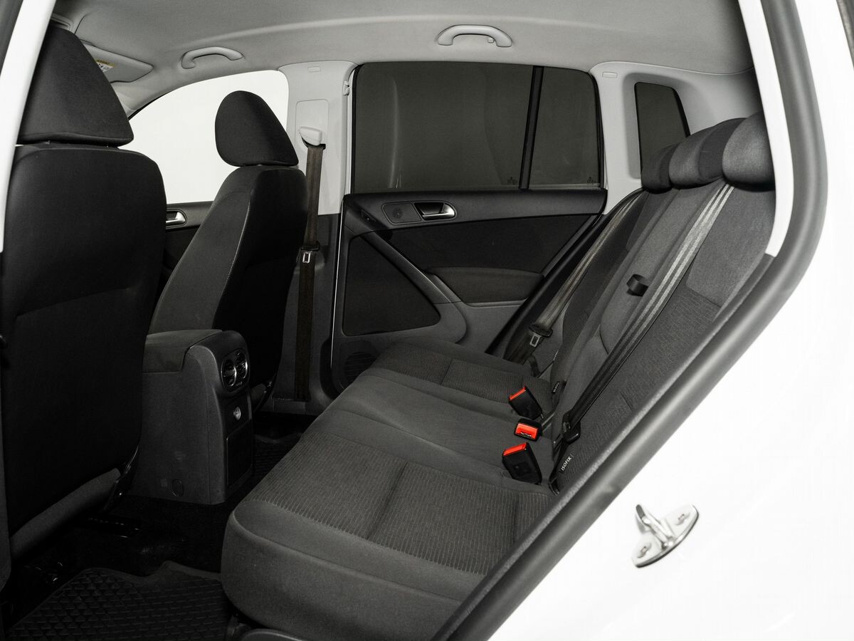 Volkswagen Tiguan 2014 - фото автомобиля