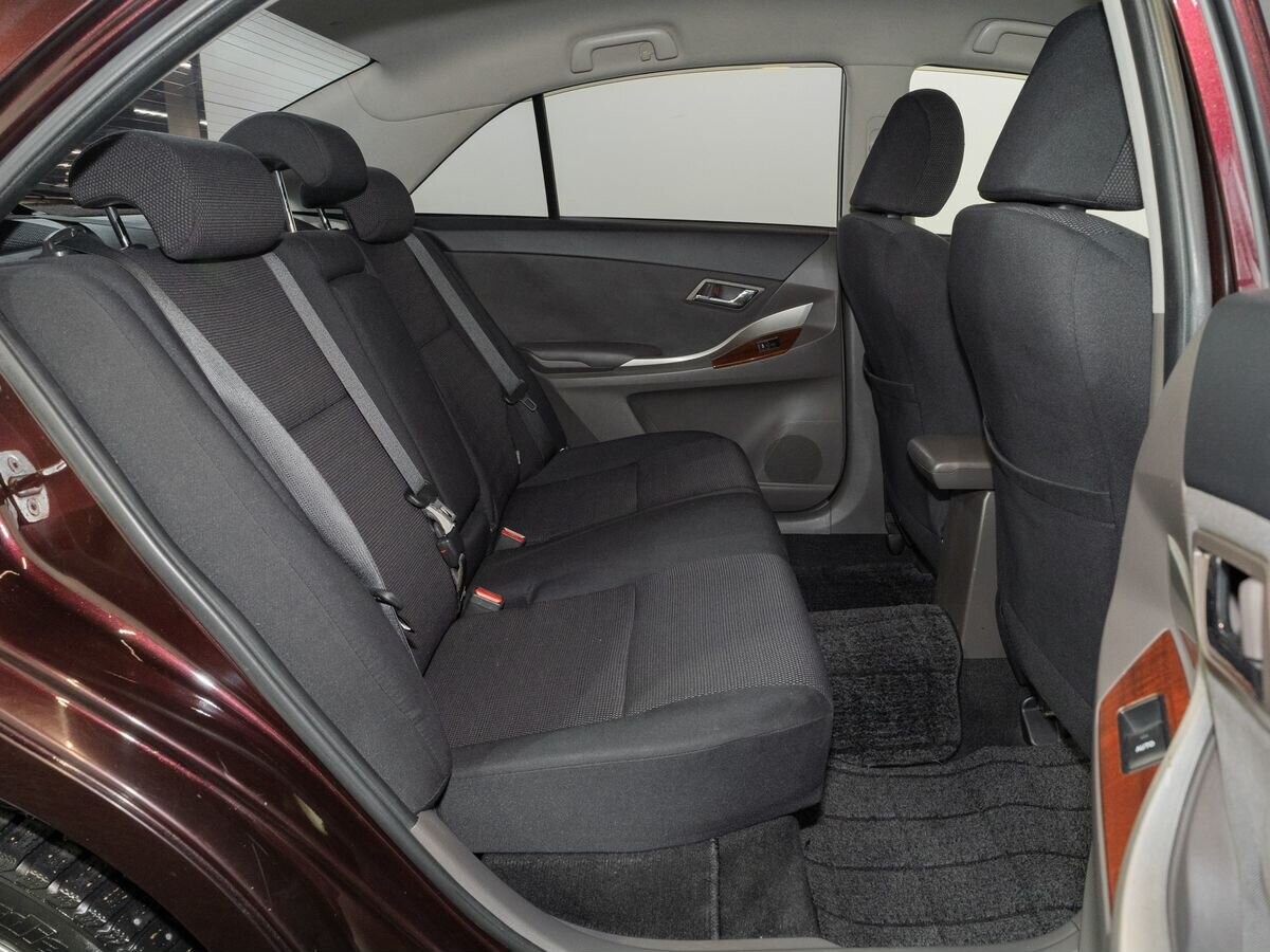 Toyota Allion 2013 - фото автомобиля