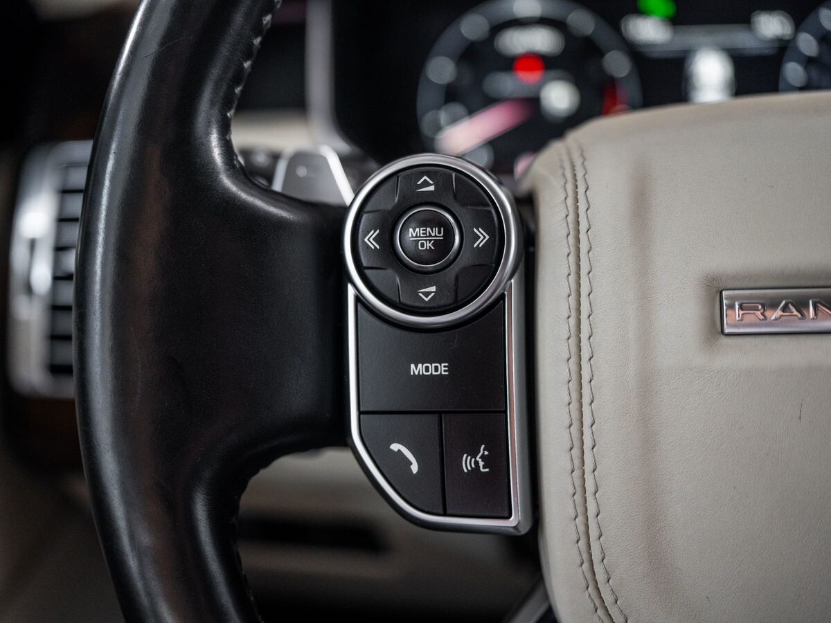 Land Rover Range Rover 2015 - фото автомобиля