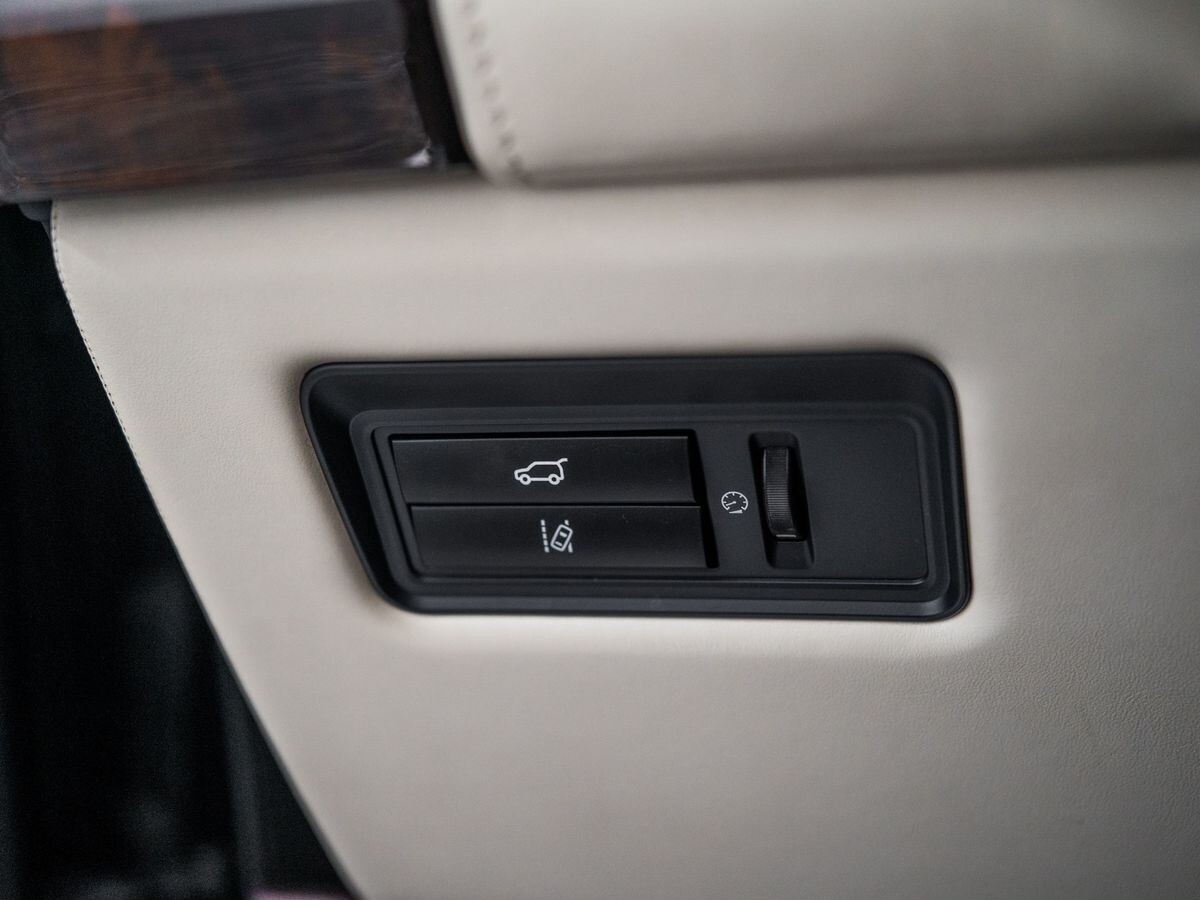 Land Rover Range Rover 2015 - фото автомобиля