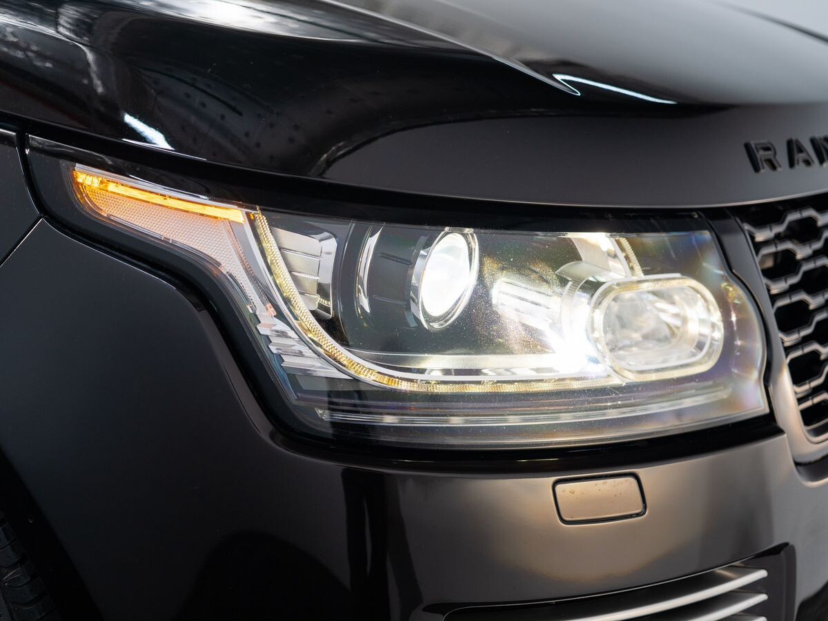 Land Rover Range Rover 2015 - фото автомобиля