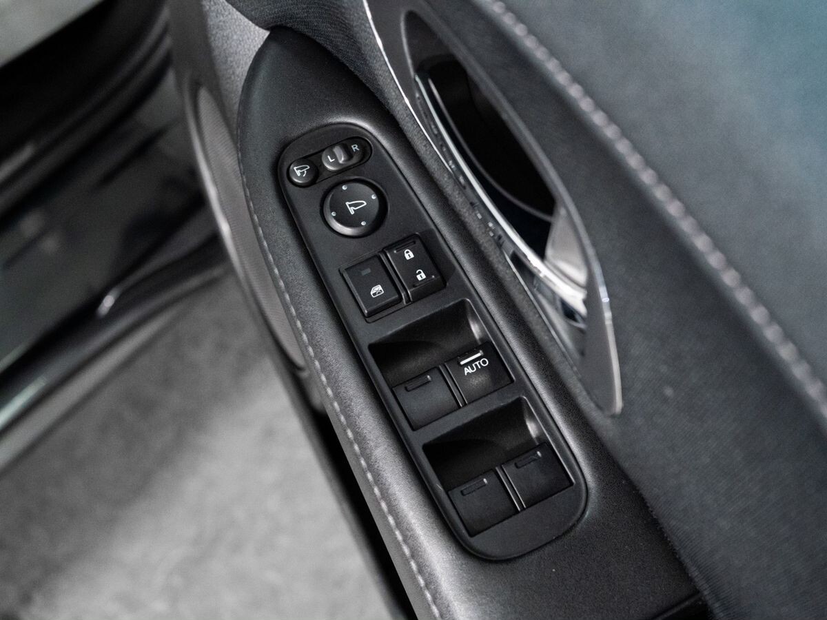 Honda Vezel 2014 - фото автомобиля