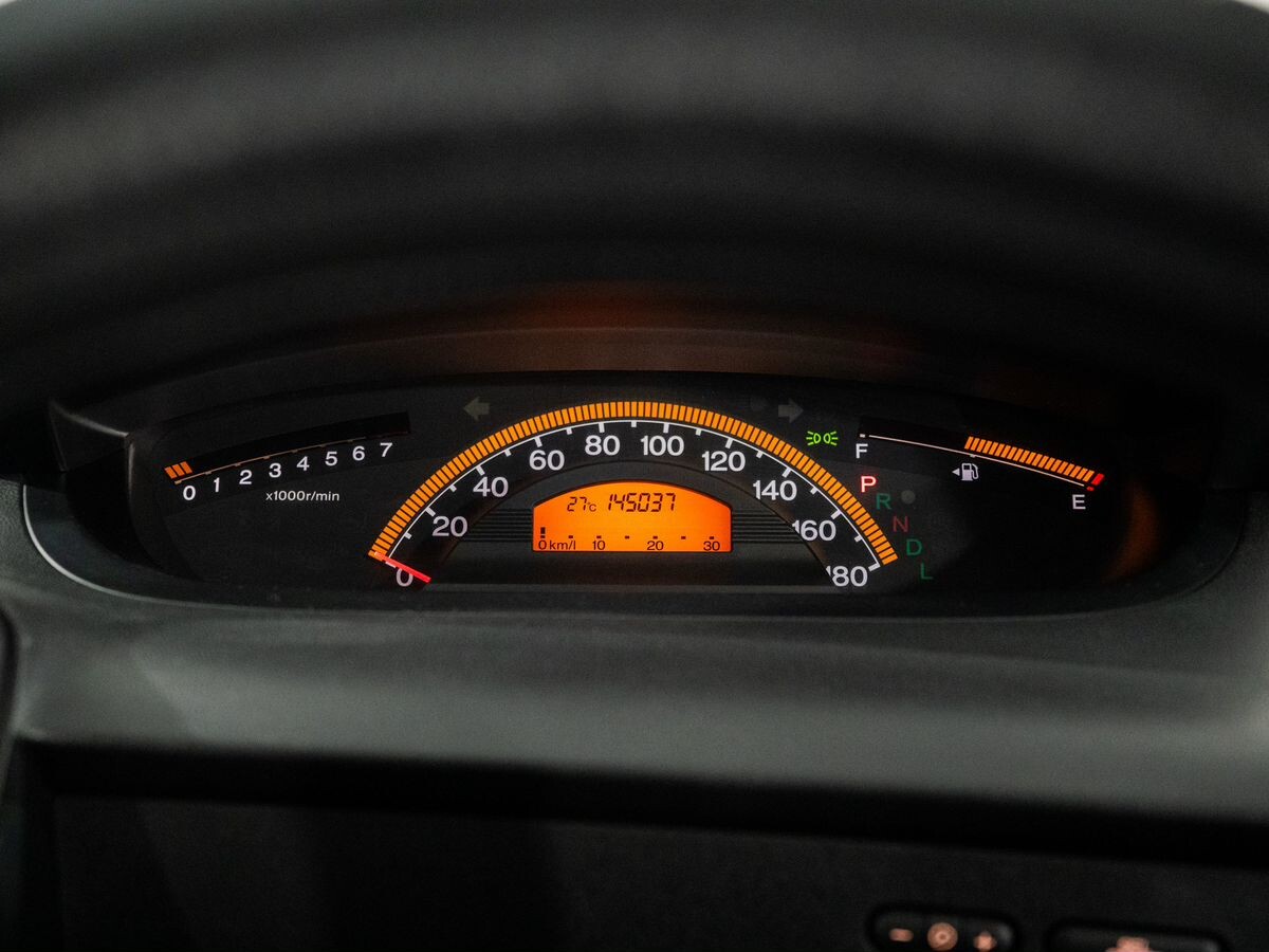 Honda Freed 2010 - фото автомобиля