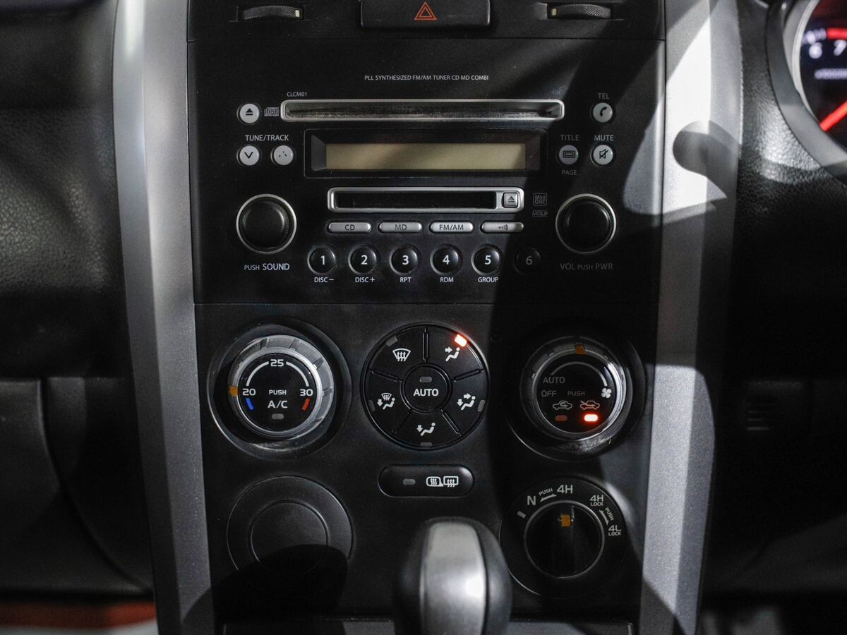 Suzuki Escudo 2007 - фото автомобиля