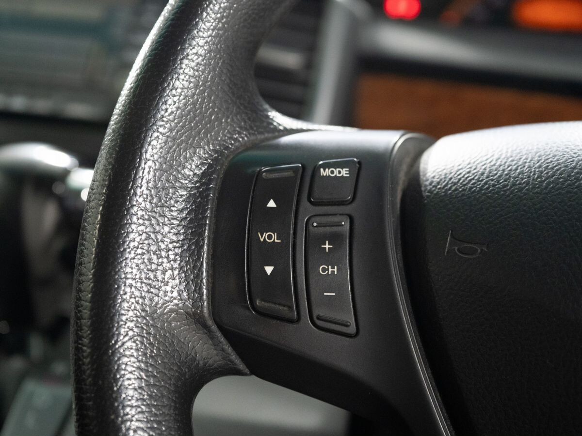Honda Freed 2010 - фото автомобиля