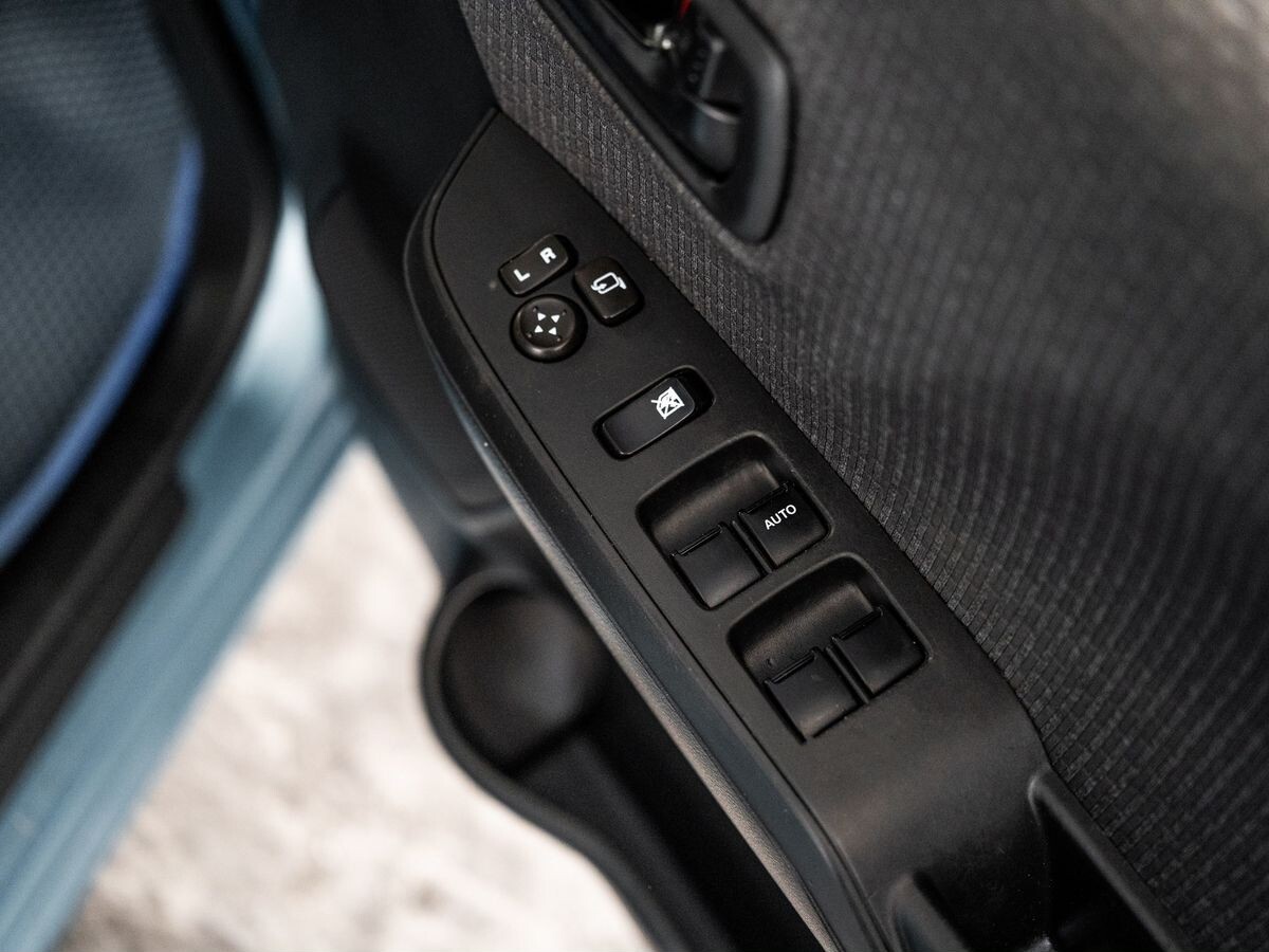 Suzuki Solio 2019 - фото автомобиля