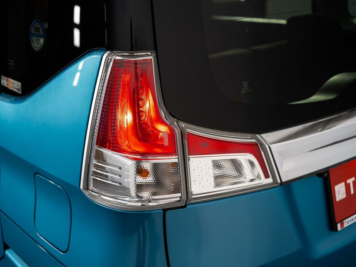 Suzuki Solio 2019 - фото автомобиля