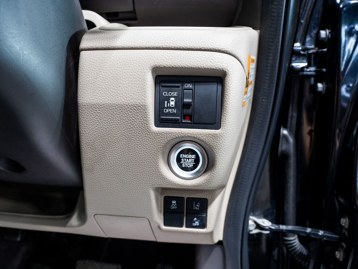 Honda N-BOX 2020 - фото автомобиля