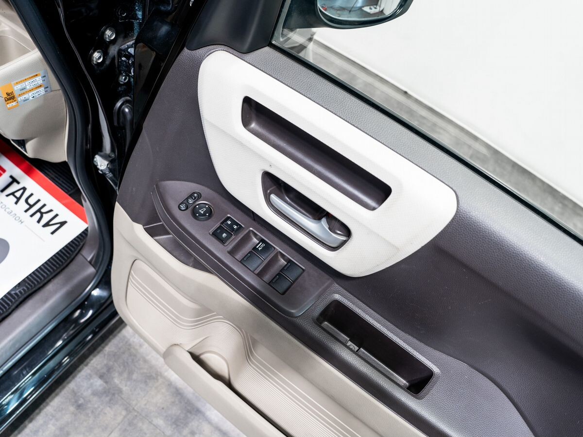 Honda N-BOX 2020 - фото автомобиля