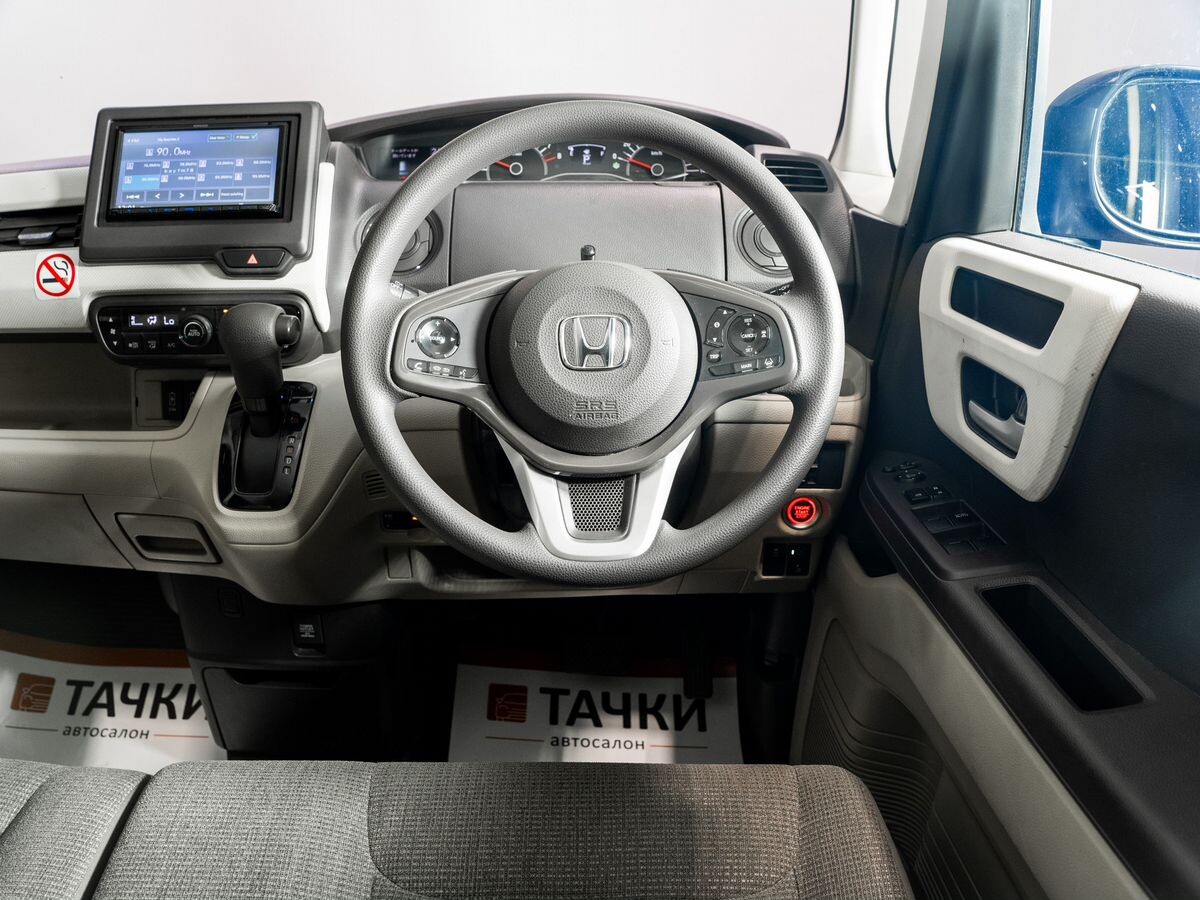 Honda N-BOX 2020 - фото автомобиля