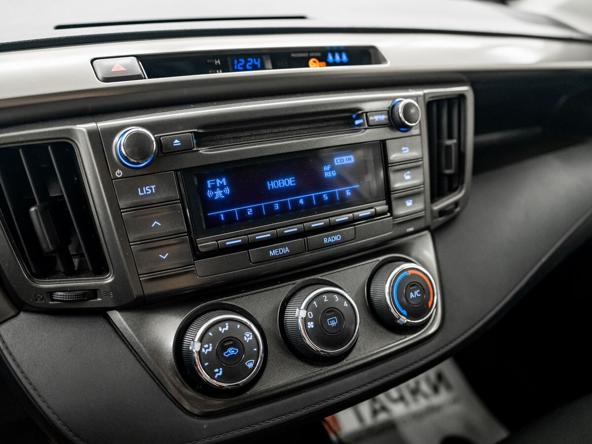 Toyota RAV4 2013 - фото автомобиля