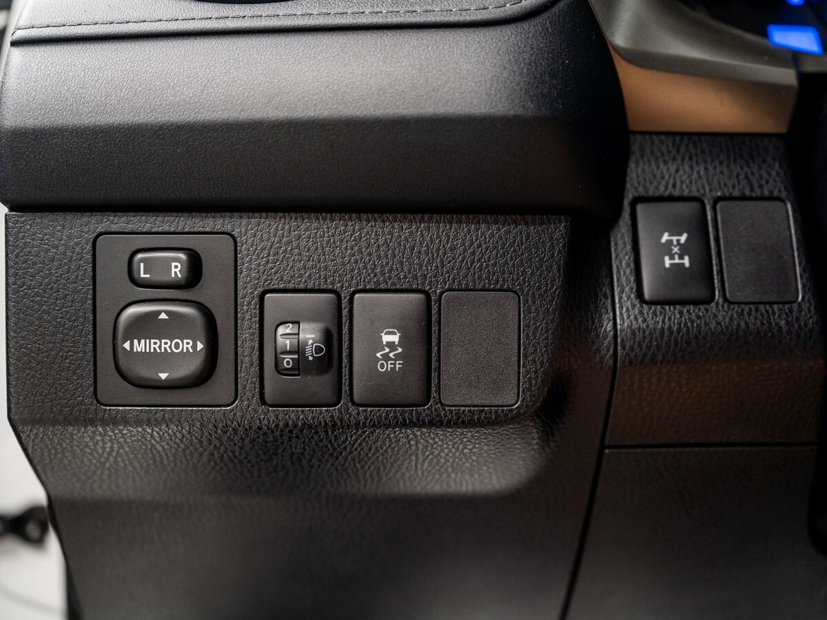Toyota RAV4 2013 - фото автомобиля