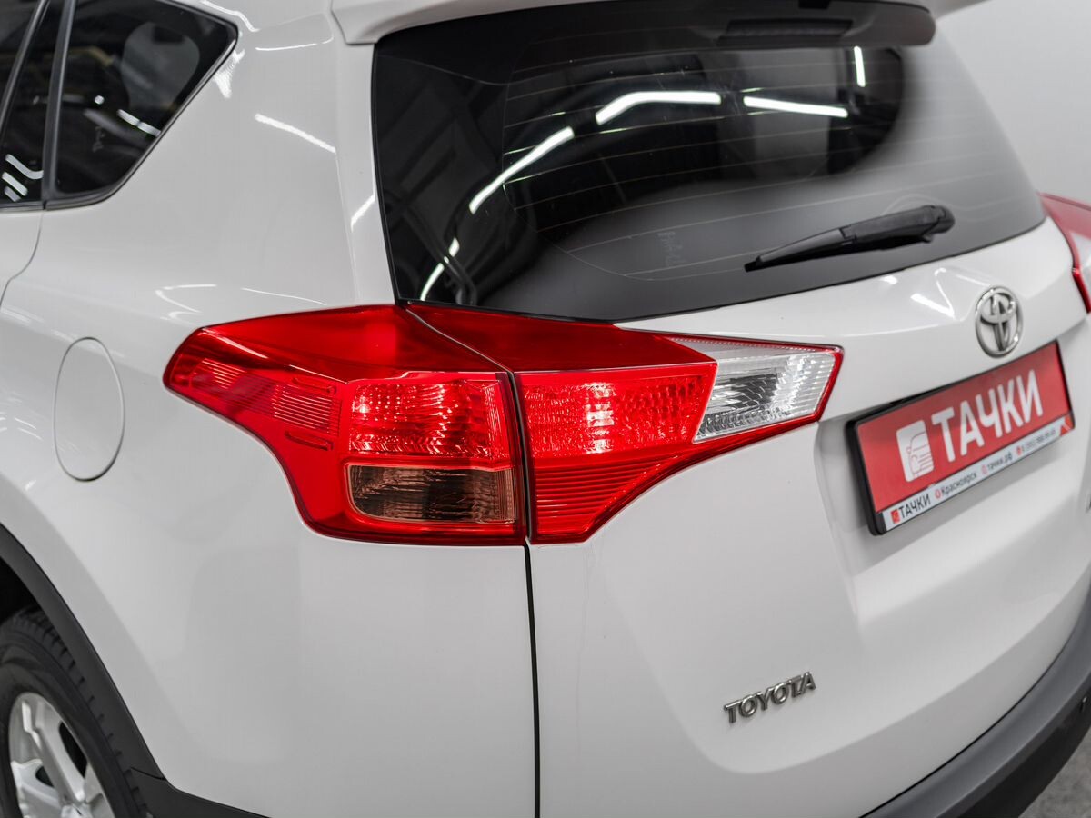 Toyota RAV4 2013 - фото автомобиля