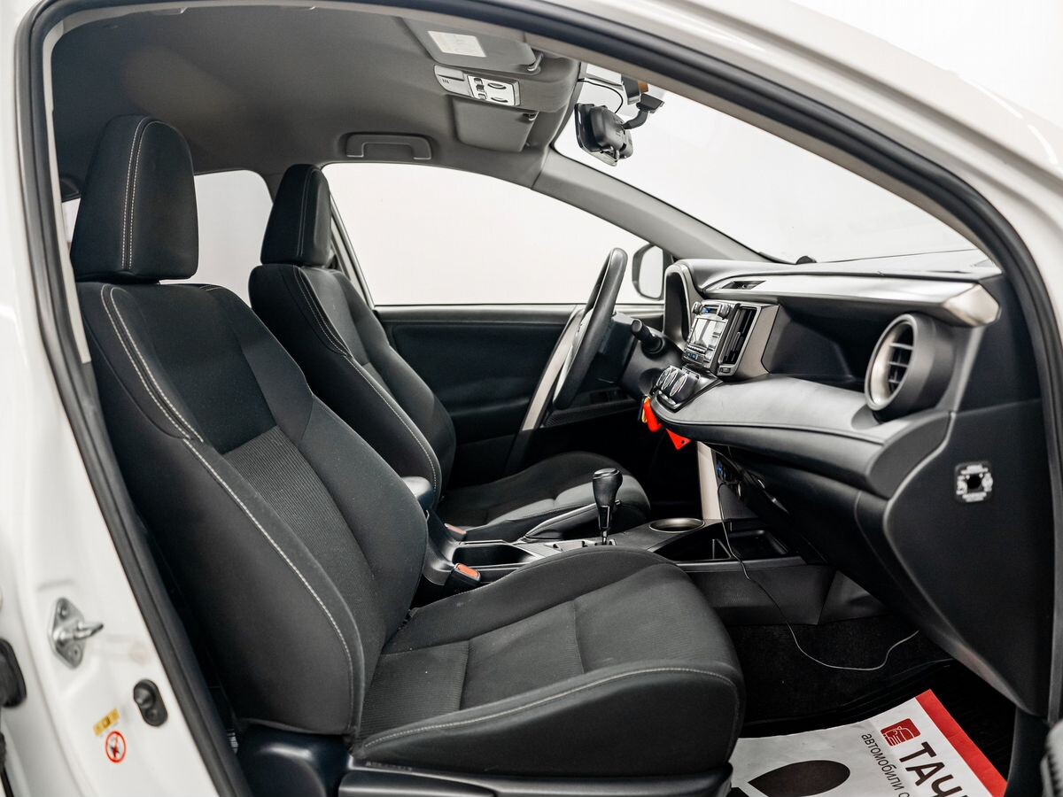 Toyota RAV4 2013 - фото автомобиля