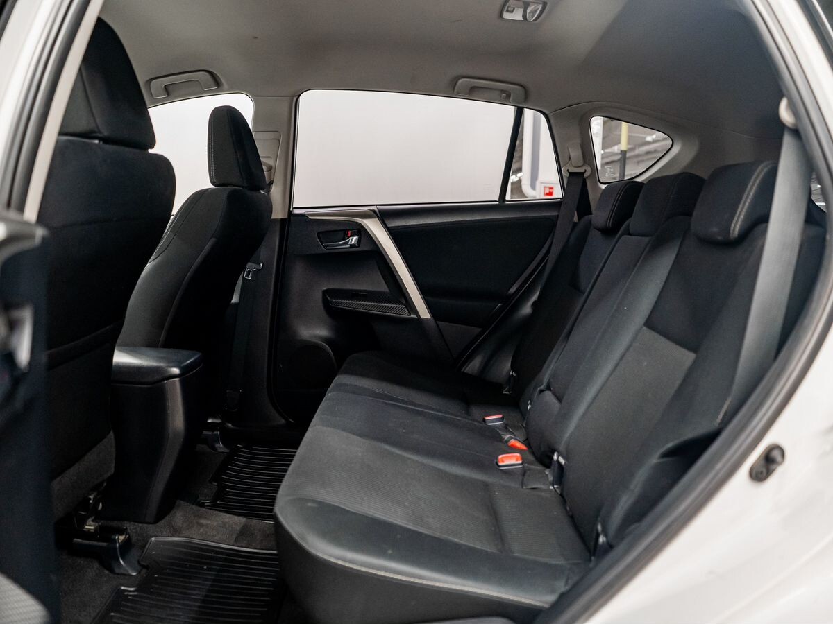 Toyota RAV4 2013 - фото автомобиля