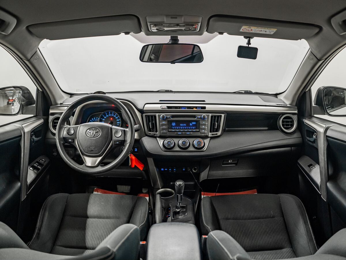 Toyota RAV4 2013 - фото автомобиля