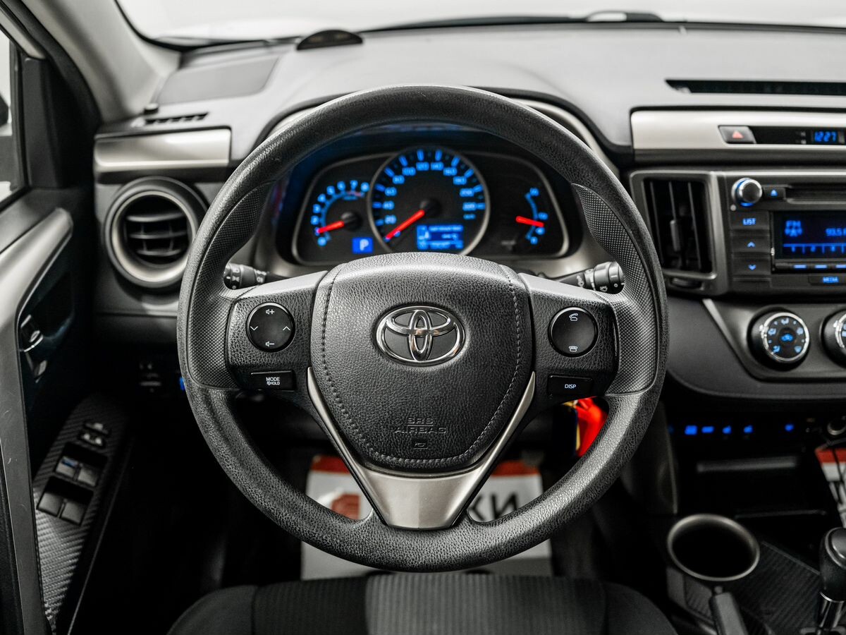 Toyota RAV4 2013 - фото автомобиля
