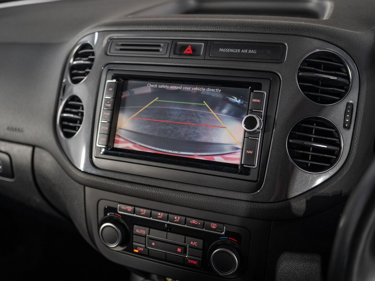 Volkswagen Tiguan 2013 - фото автомобиля