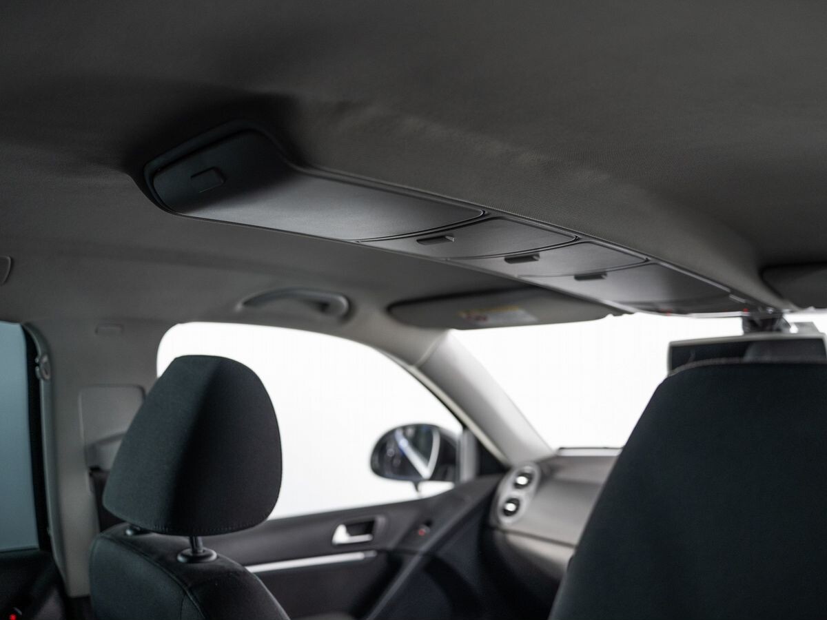 Volkswagen Tiguan 2013 - фото автомобиля