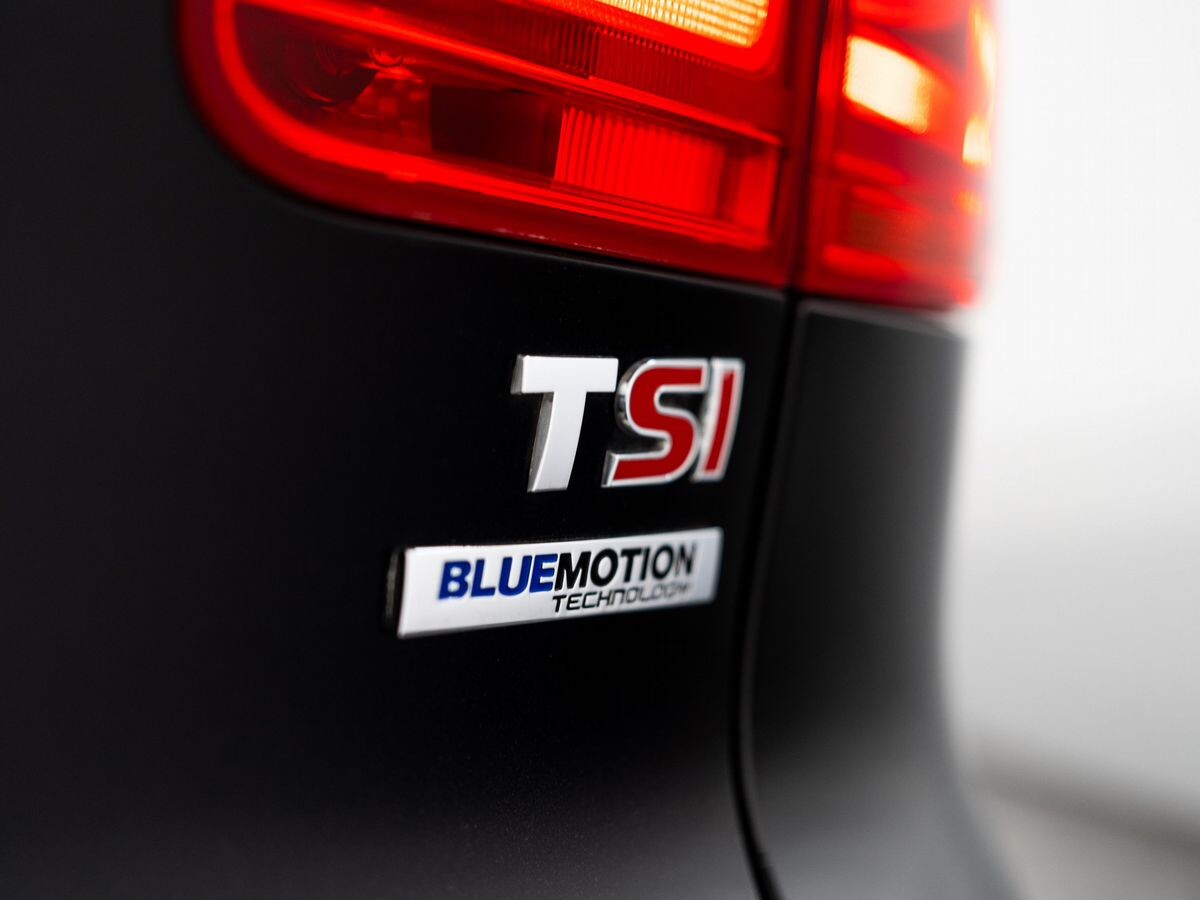 Volkswagen Tiguan 2013 - фото автомобиля