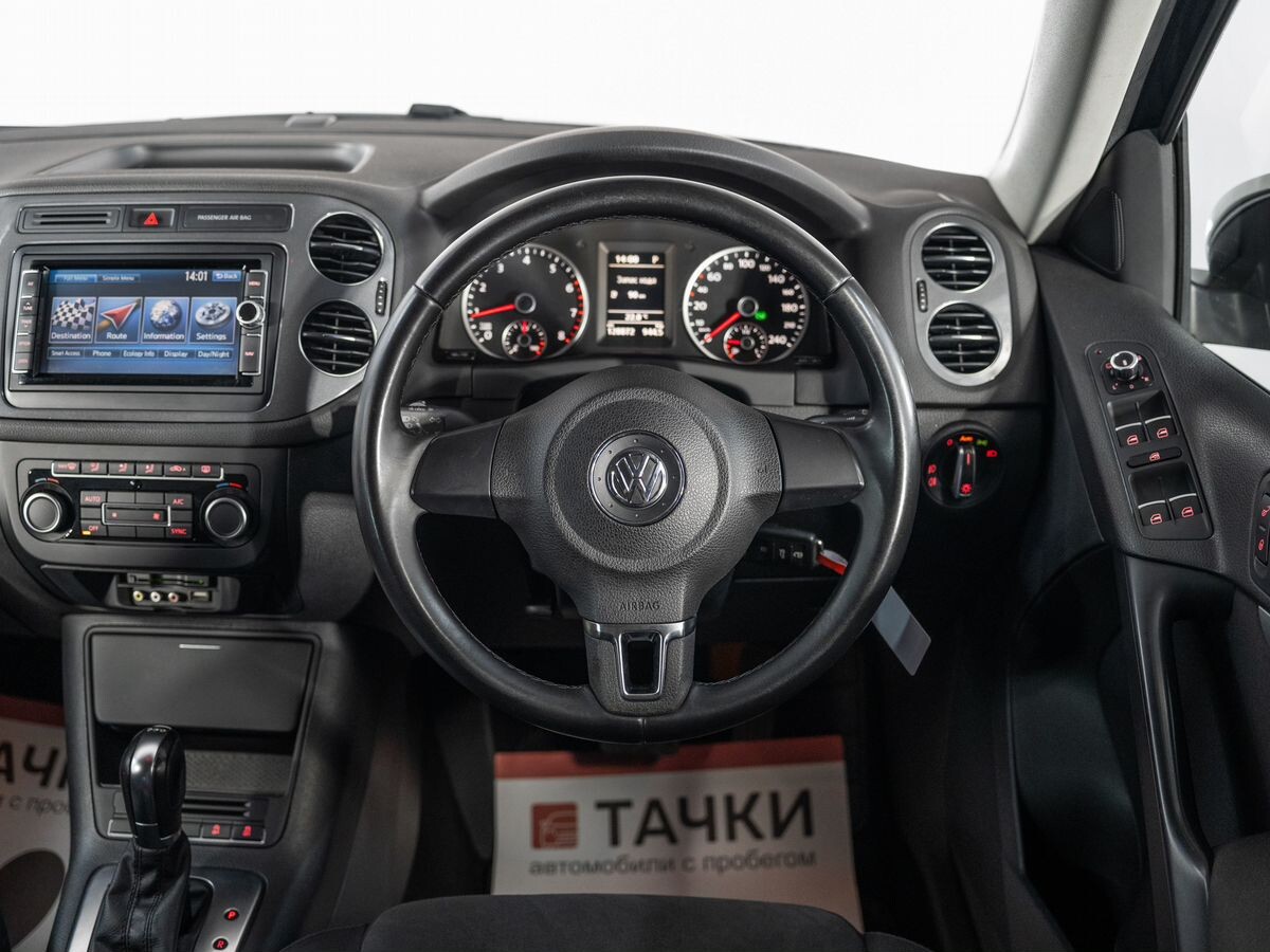 Volkswagen Tiguan 2013 - фото автомобиля