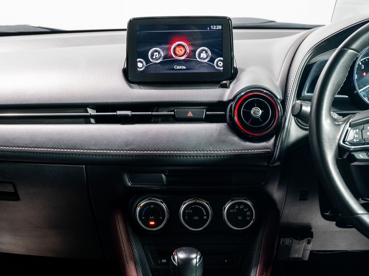 Mazda CX-3 2017 - фото автомобиля