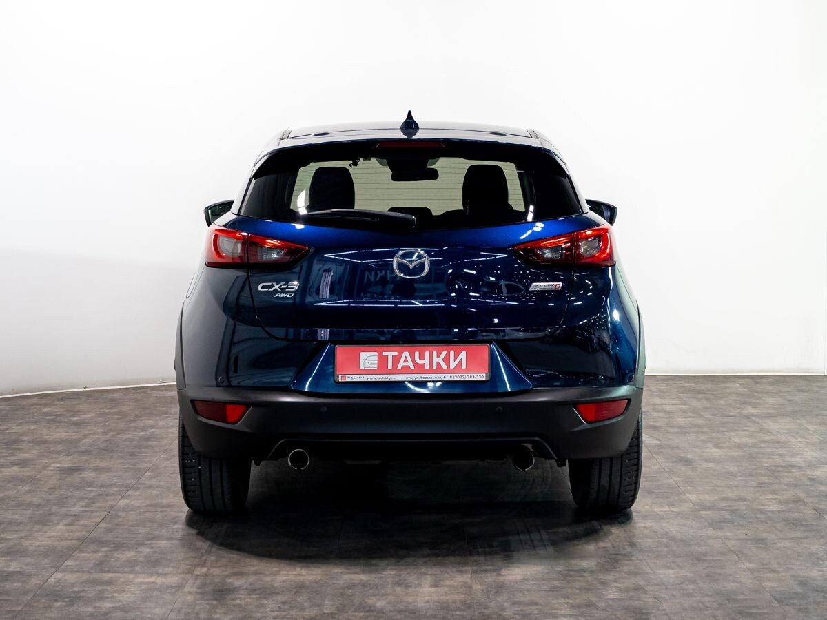 Mazda CX-3 2017 - фото автомобиля