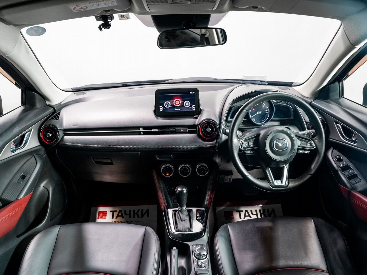 Mazda CX-3 2017 - фото автомобиля