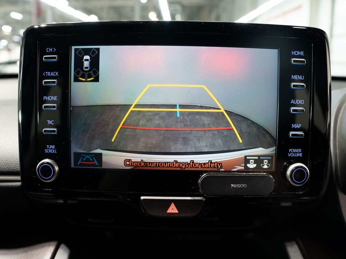 Toyota Yaris Cross 2020 - фото автомобиля