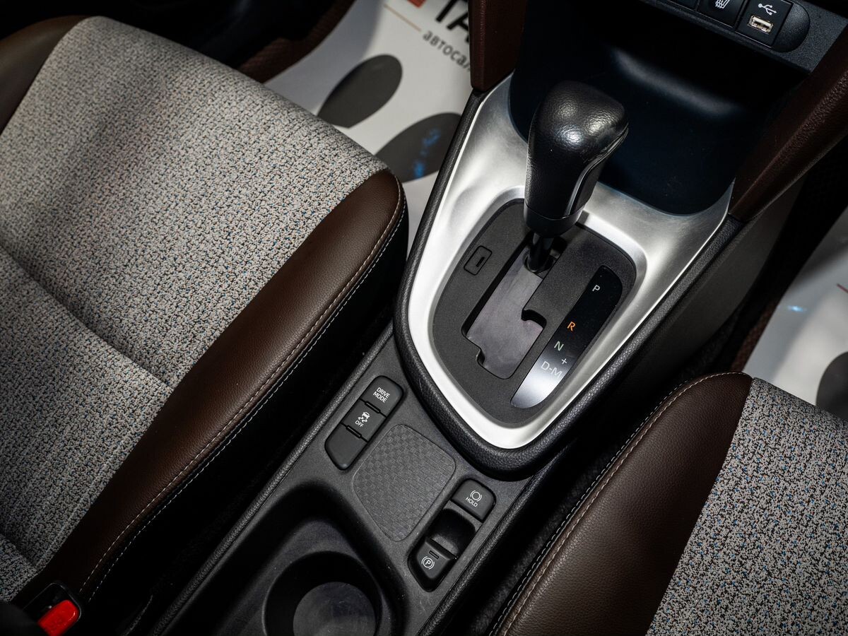 Toyota Yaris Cross 2020 - фото автомобиля