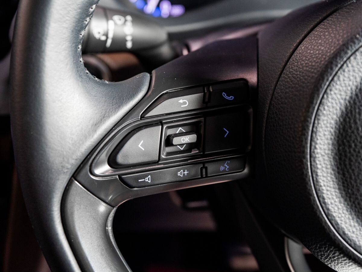 Toyota Yaris Cross 2020 - фото автомобиля