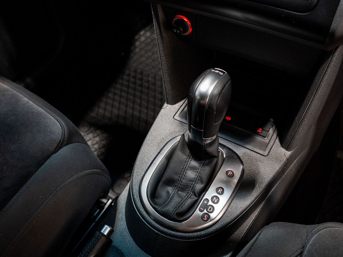 Volkswagen Touran 2014 - фото автомобиля