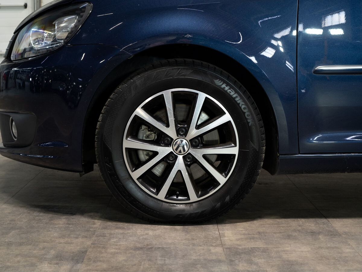 Volkswagen Touran 2014 - фото автомобиля