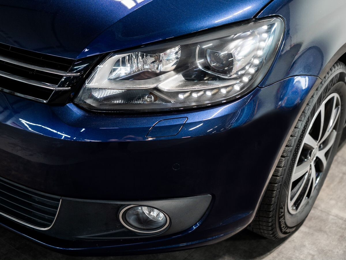 Volkswagen Touran 2014 - фото автомобиля