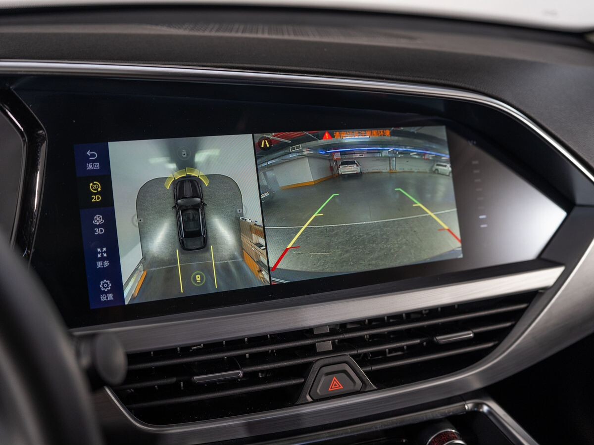 Geely Tugella 2020 - фото автомобиля