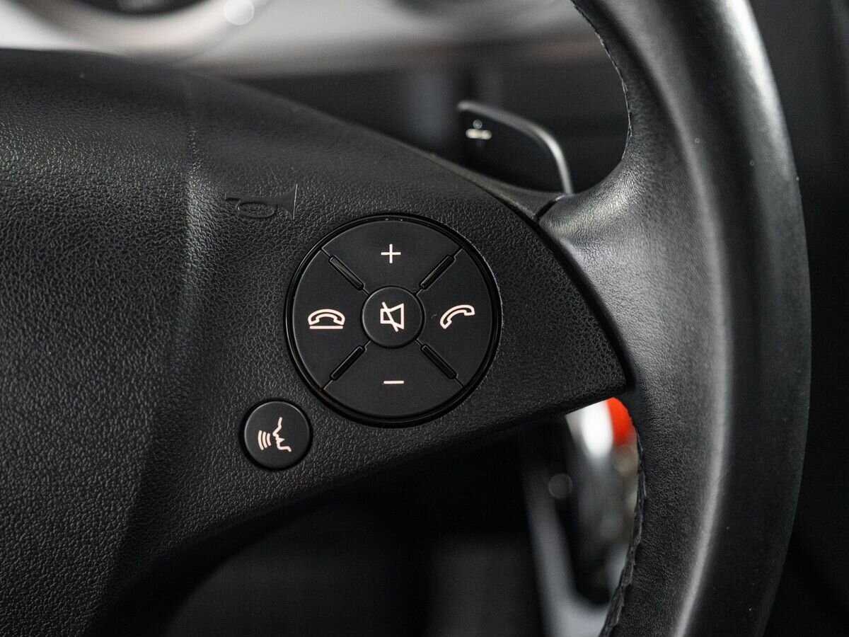Mercedes-Benz C-Class 2010 - фото автомобиля