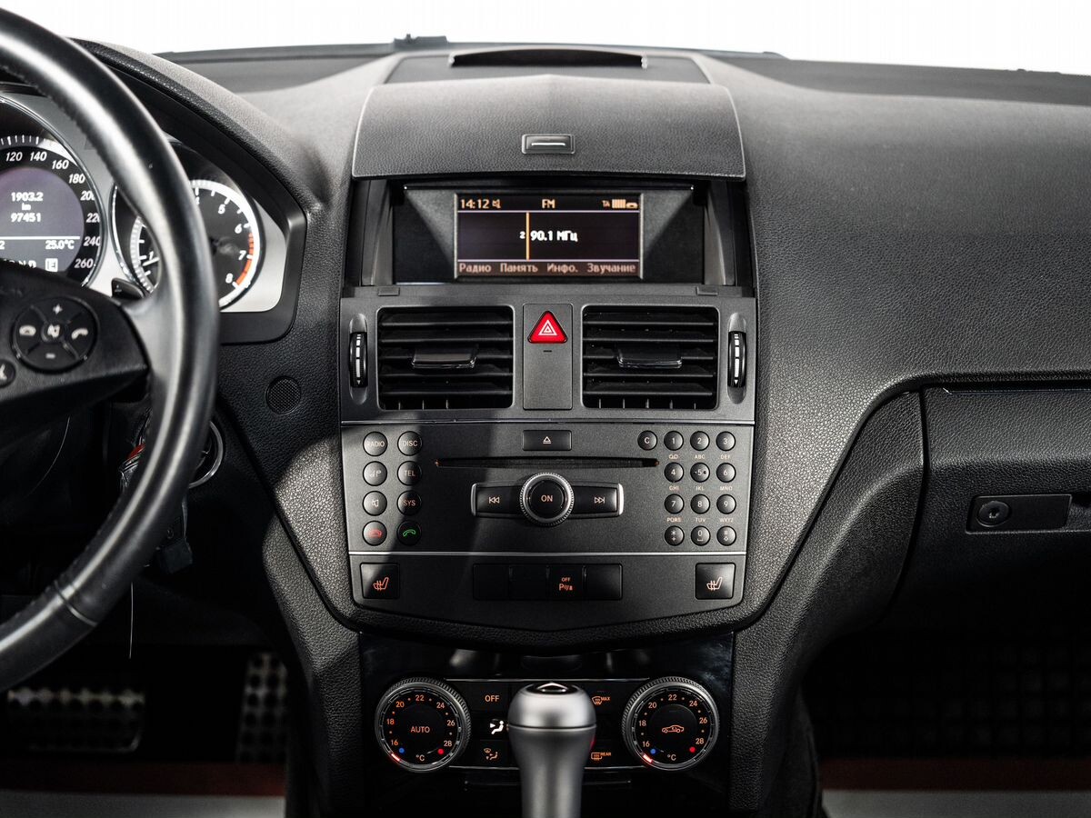 Mercedes-Benz C-Class 2010 - фото автомобиля