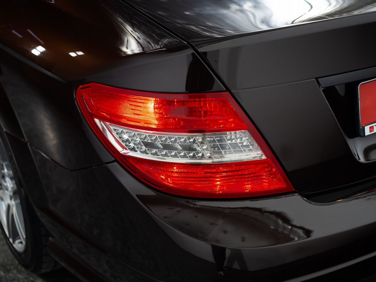 Mercedes-Benz C-Class 2010 - фото автомобиля