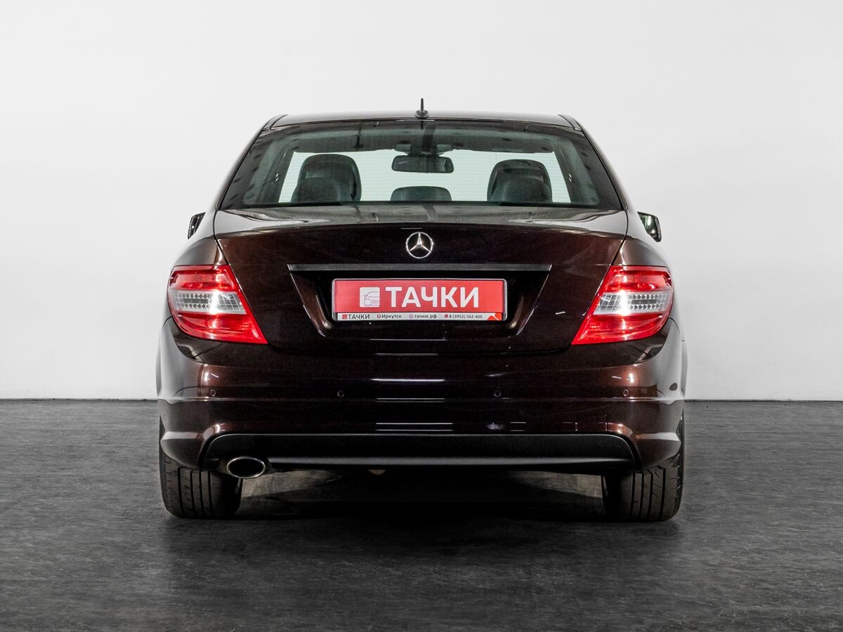 Mercedes-Benz C-Class 2010 - фото автомобиля