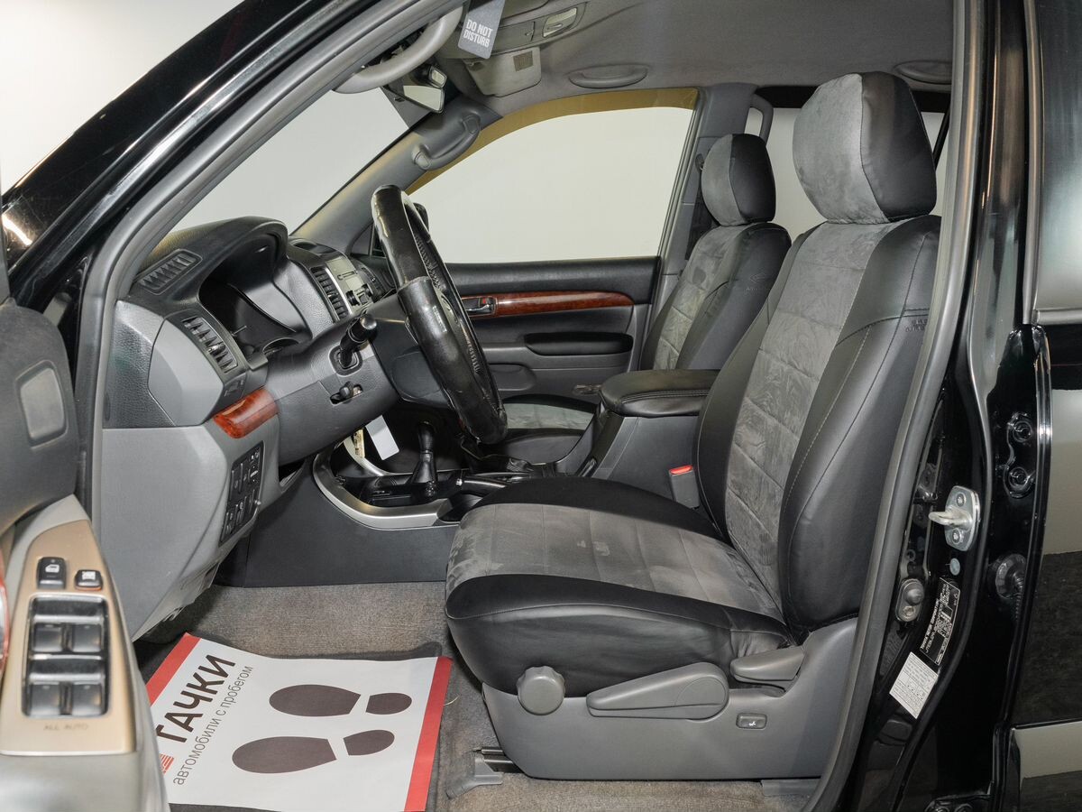 Toyota Land Cruiser Prado 2006 - фото автомобиля