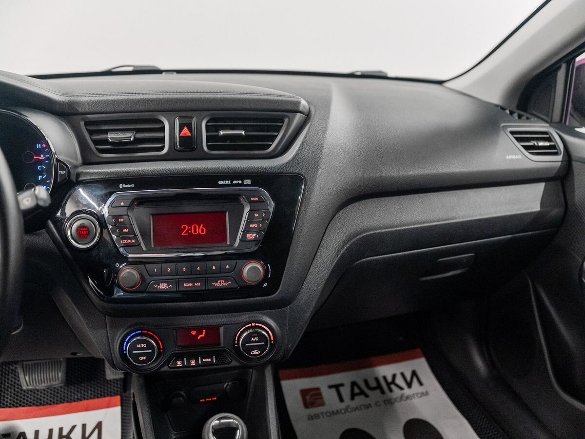 Kia Rio 2011 - фото автомобиля