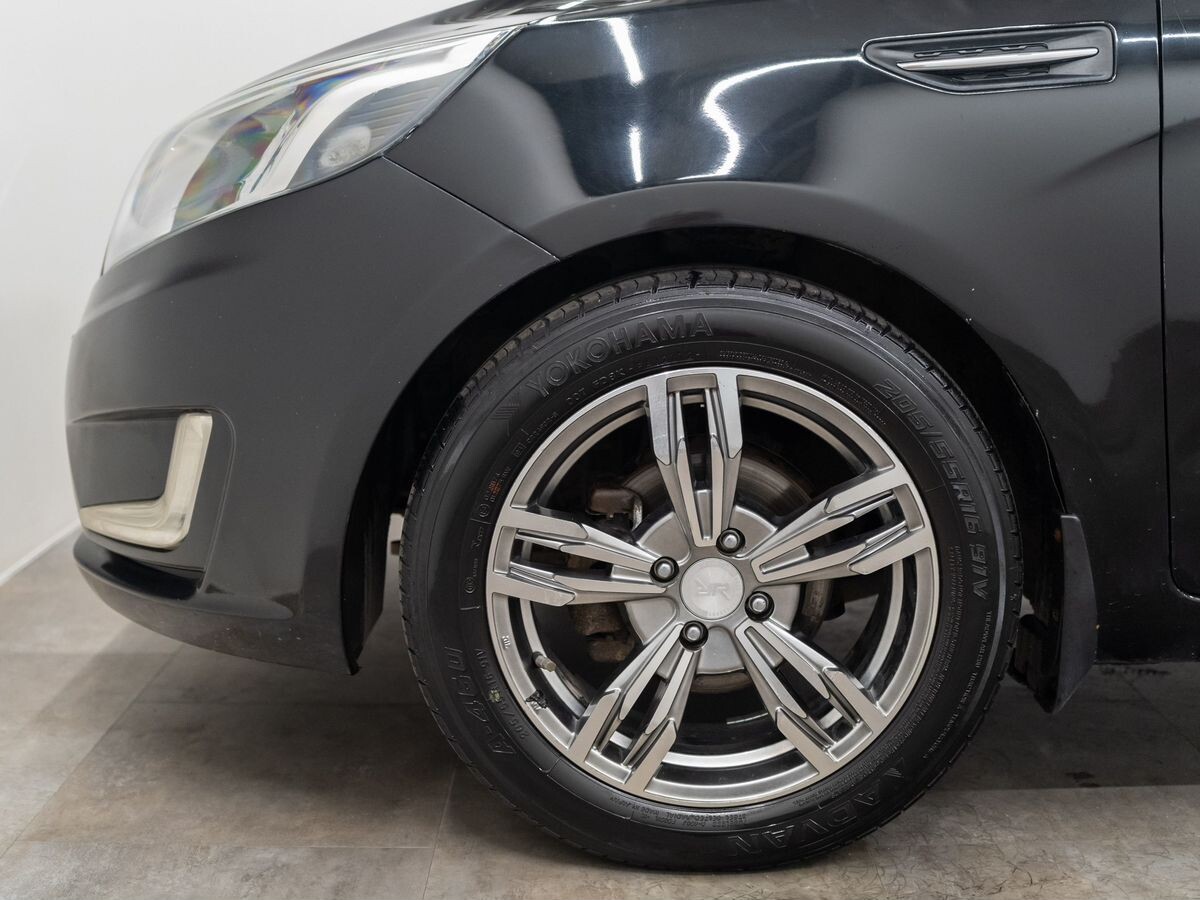 Kia Rio 2011 - фото автомобиля