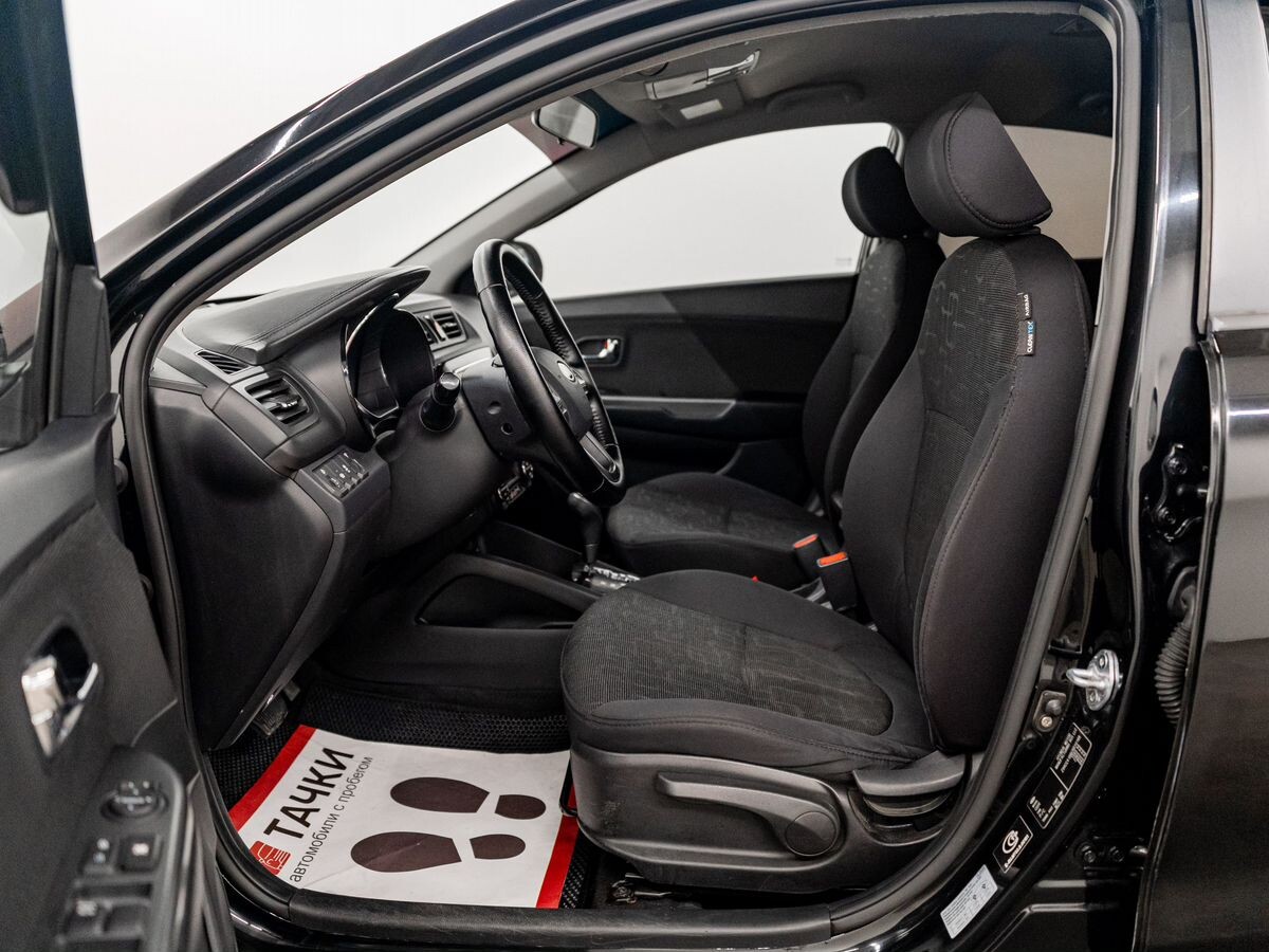 Kia Rio 2011 - фото автомобиля